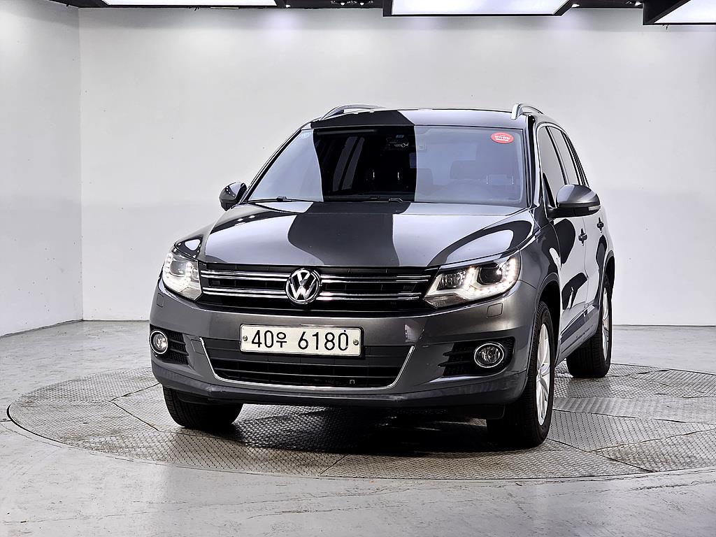 Volkswagen Tiguan - Vista 2