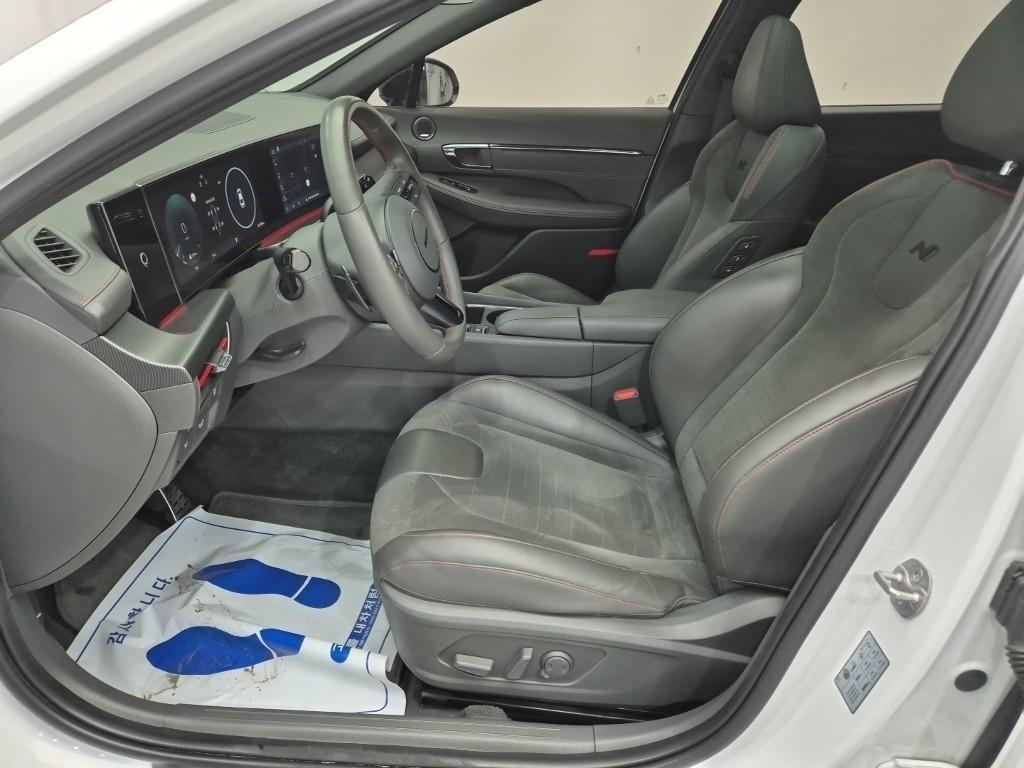 HYUNDAI Sonata - Vista 11
