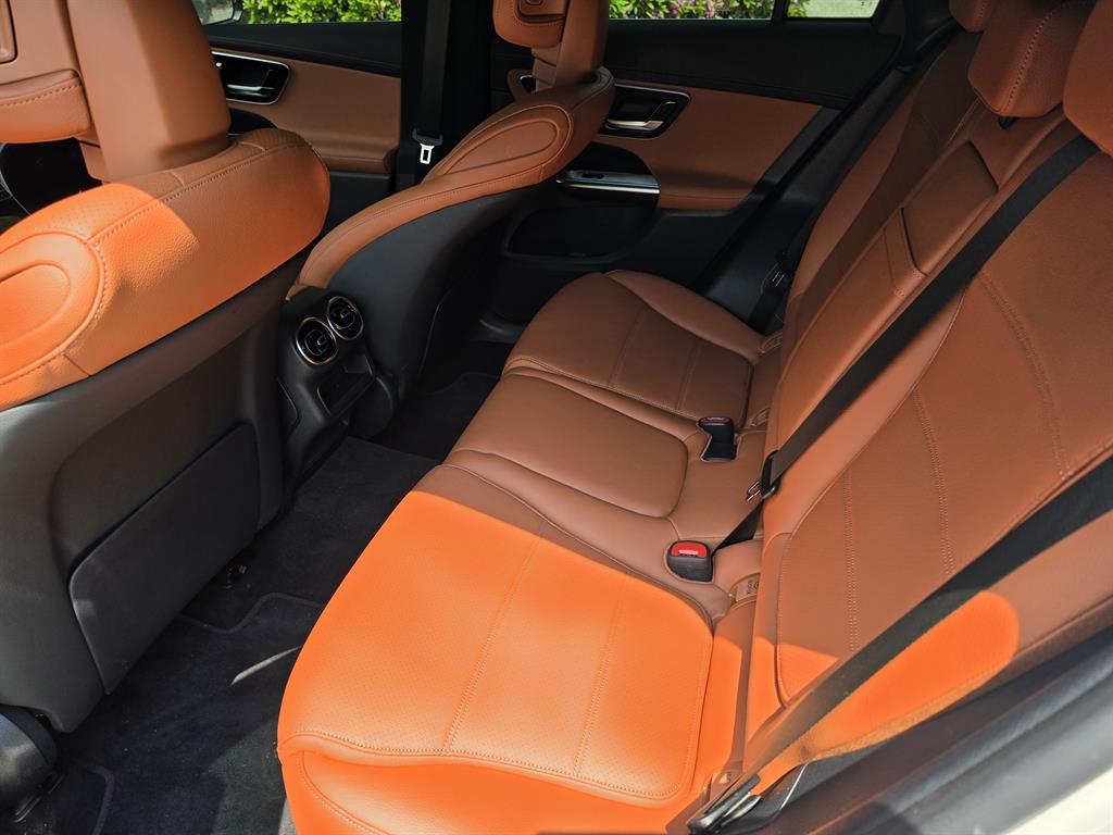 Mercedes Benz GLC Class - Vista 9