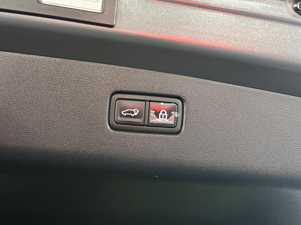 Genesis GV70 - Vista 7