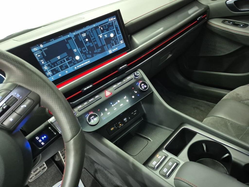HYUNDAI Sonata - Vista 10