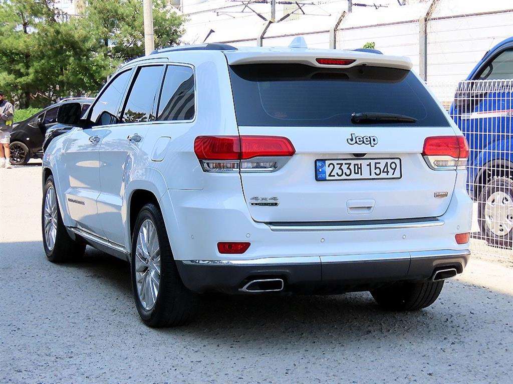 Jeep Cherokee - Vista 3