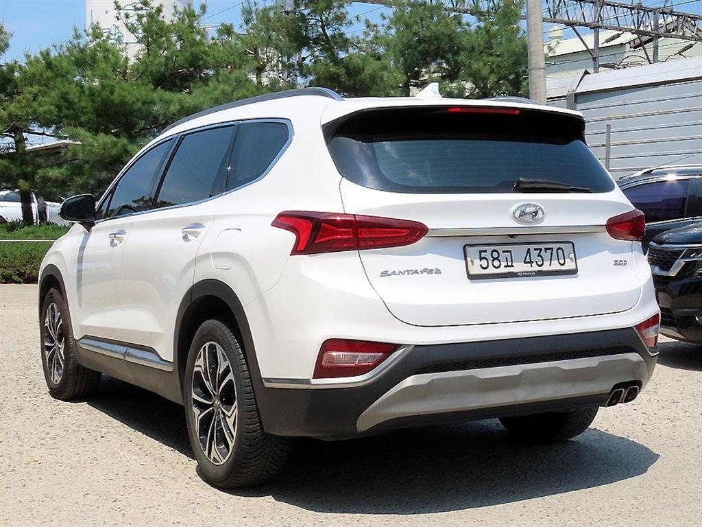 HYUNDAI Santa Fe - Vista 3