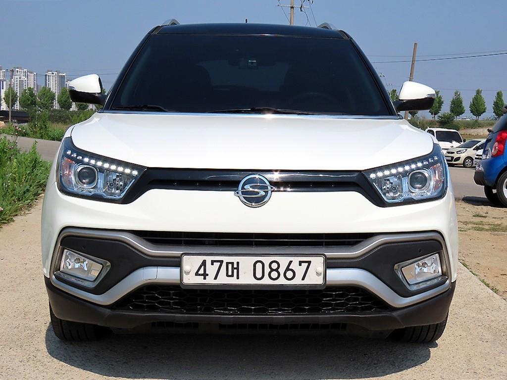 Ssangyong Tivoli 2016 Blanco - Importación desde Corea - HF Imports Iquique - Foto 1