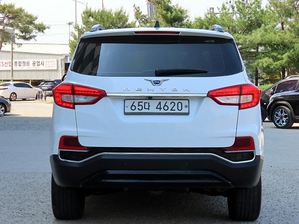Ssangyong Rexton - Vista 4