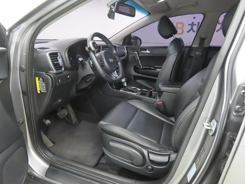 KIA Sportage - Vista 5