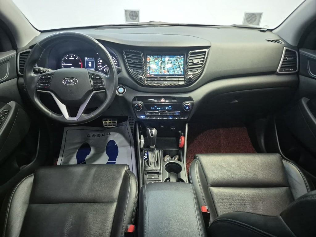 HYUNDAI Tucson - Vista 7