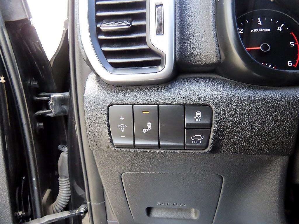 KIA Sportage - Vista 11
