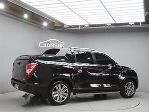Ssangyong Rexton - Vista 8