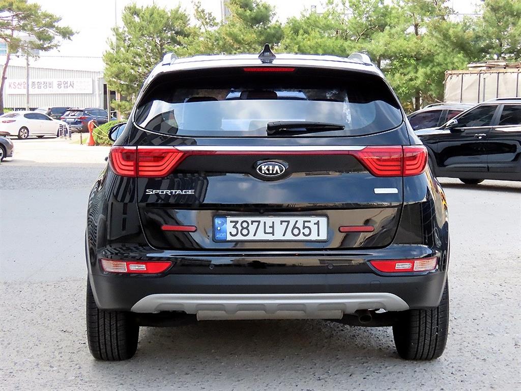 KIA Sportage - Vista 4