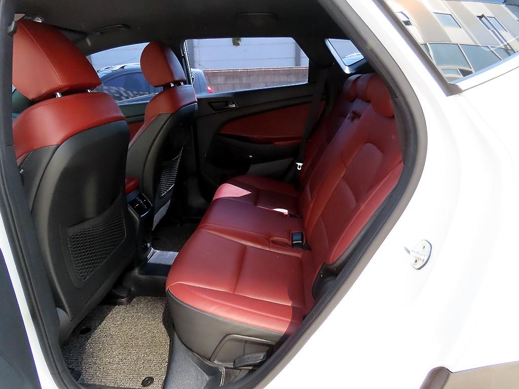 HYUNDAI Tucson - Vista 6