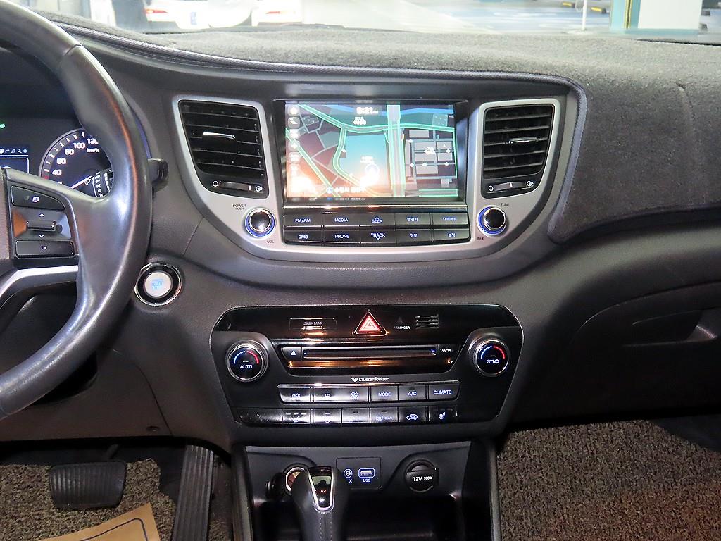HYUNDAI Tucson - Vista 11
