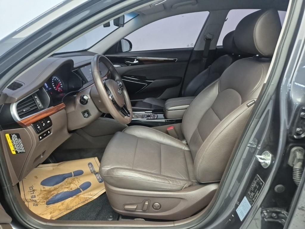 KIA K7 - Vista 11