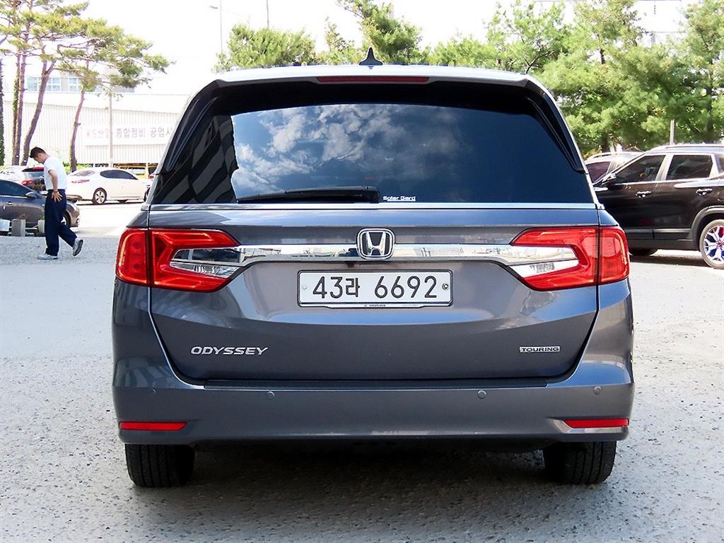Honda Odyssey - Vista 4