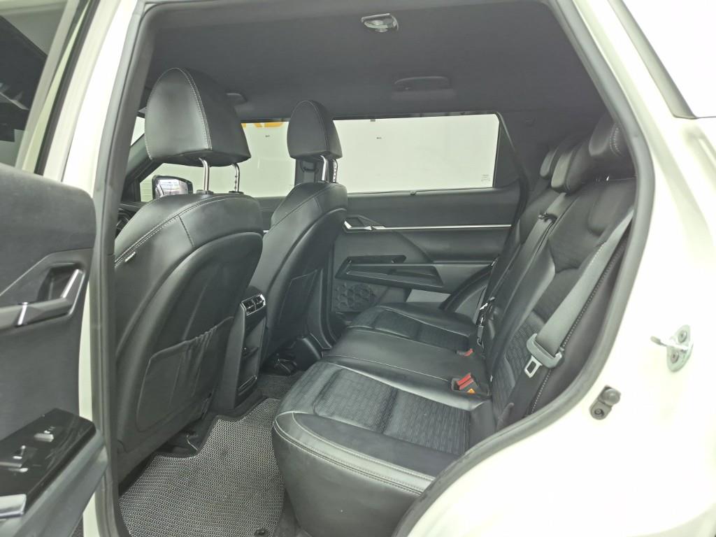 Ssangyong Torres - Vista 12