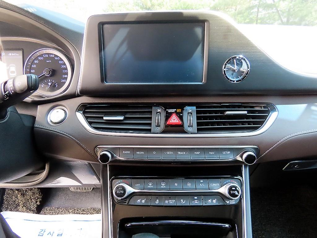 HYUNDAI Grandeur 2019 Gris - Importación desde Corea - HF Imports Iquique - Foto 13