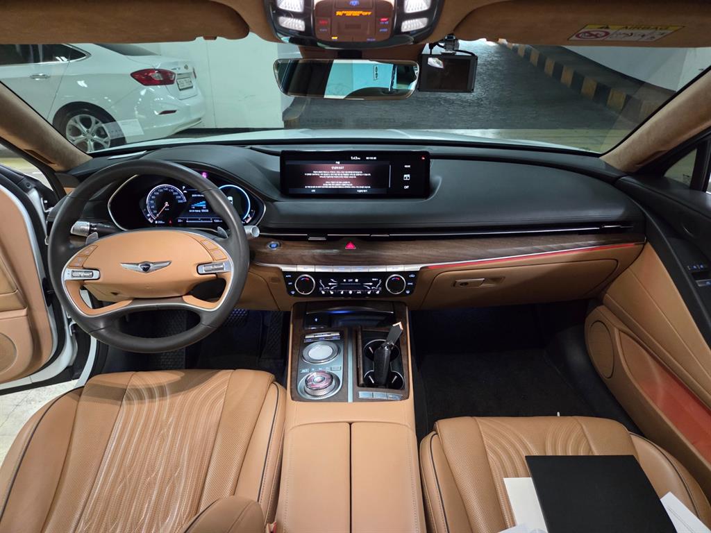 Genesis G80 - Vista 8