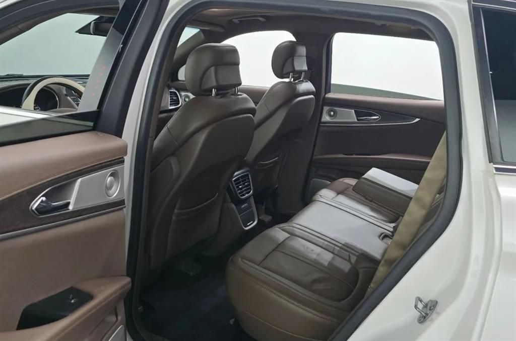 Lincoln MKX - Vista 12