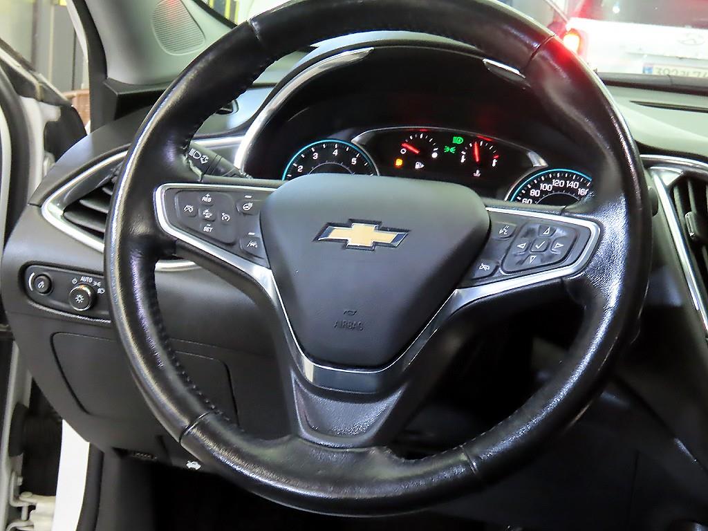 Chevrolet Malibu - Vista 8