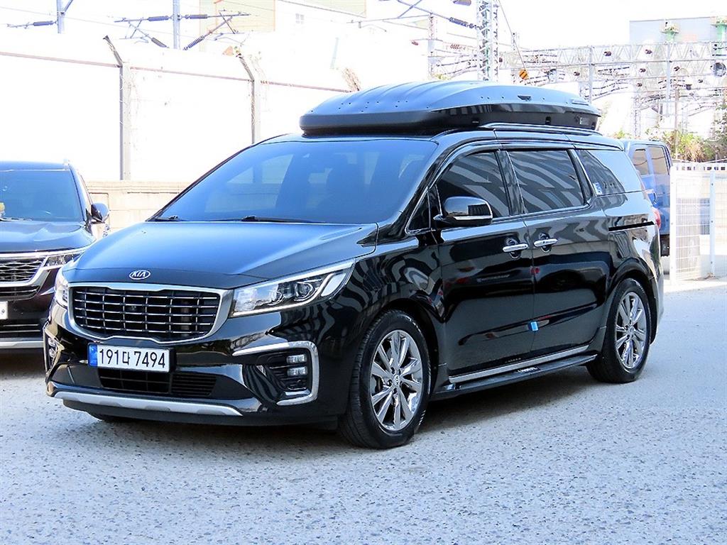 KIA Carnival - Vista 2