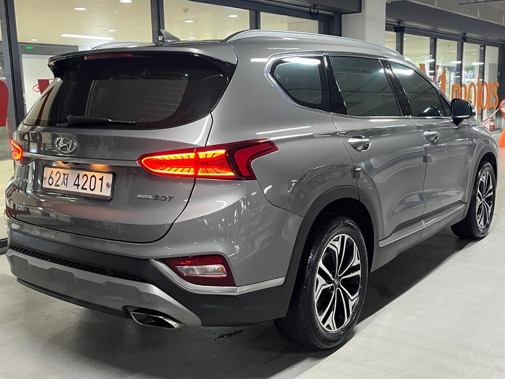 HYUNDAI Santa Fe - Vista 4