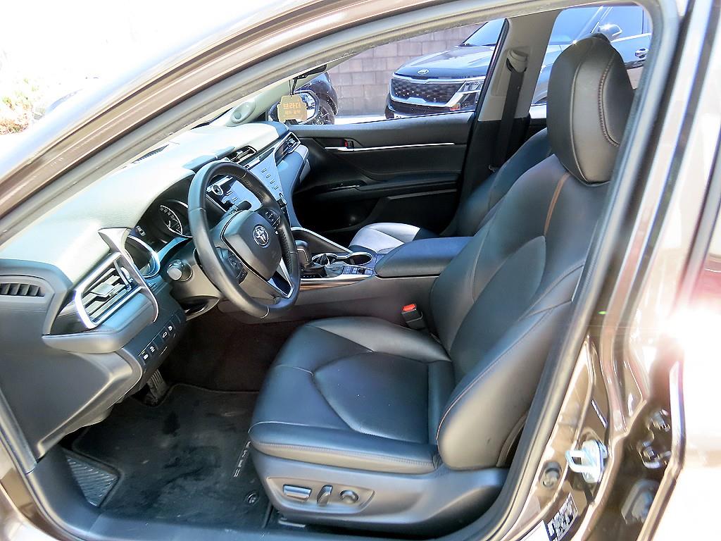 Toyota Camry - Vista 5