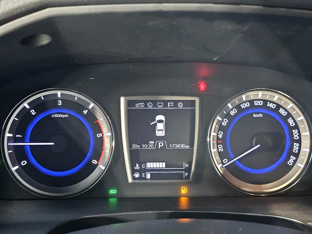 Ssangyong Rexton - Vista 7