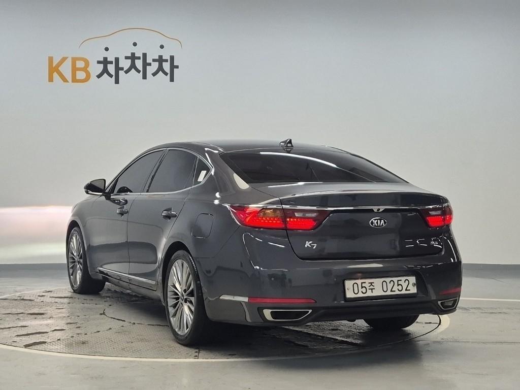 KIA K7 - Vista 2