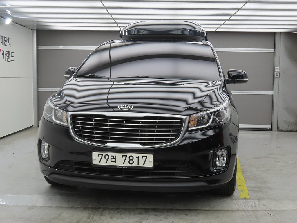 KIA Carnival - Vista 2