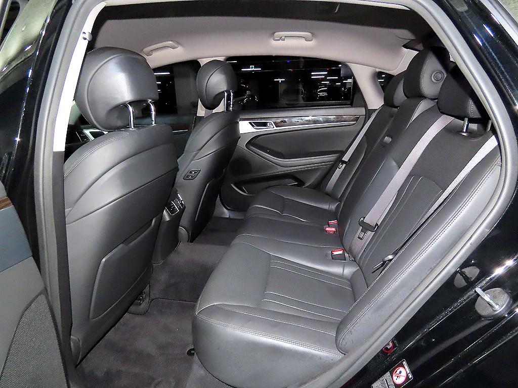 Genesis G80 - Vista 7