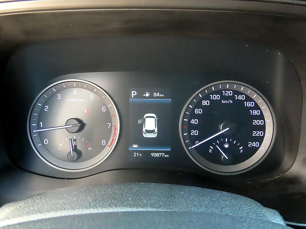 HYUNDAI Tucson - Vista 9