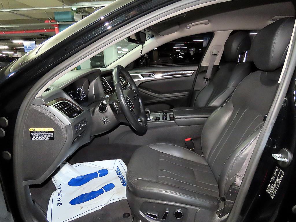 Genesis G80 - Vista 6