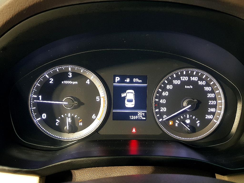 HYUNDAI Grandeur - Vista 7