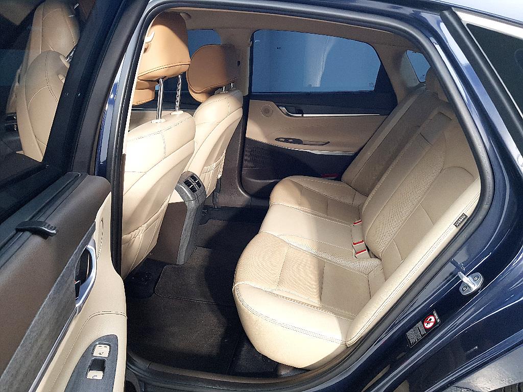 HYUNDAI Grandeur - Vista 9