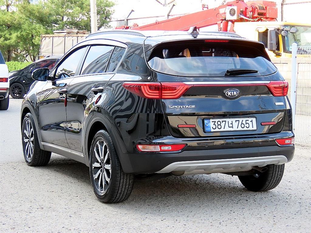 KIA Sportage - Vista 3