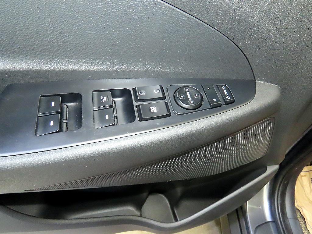 HYUNDAI Tucson 2016 Gris - Importación desde Corea - HF Imports Iquique - Foto 13
