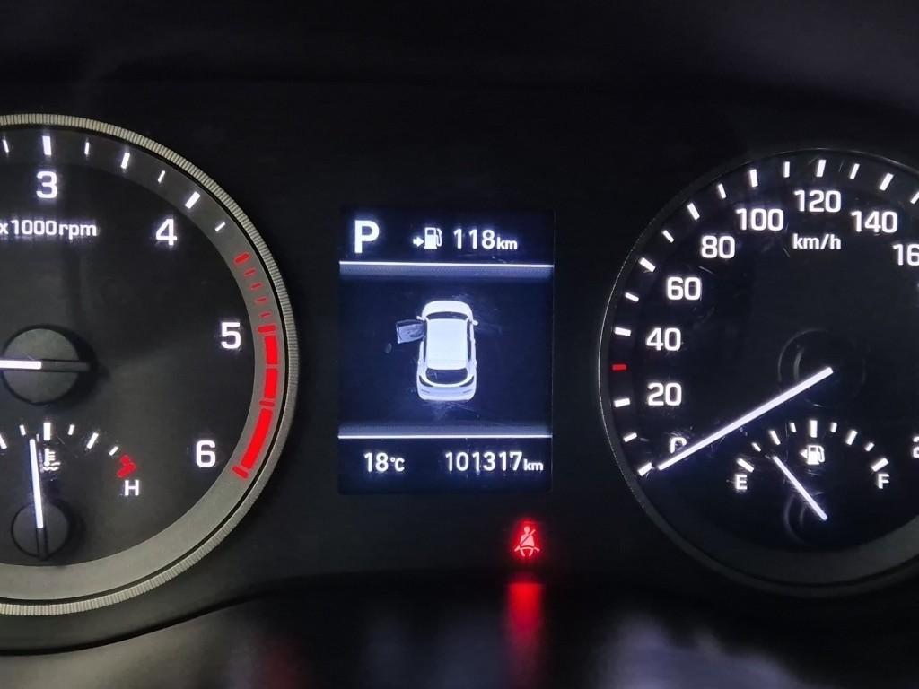HYUNDAI Tucson - Vista 6
