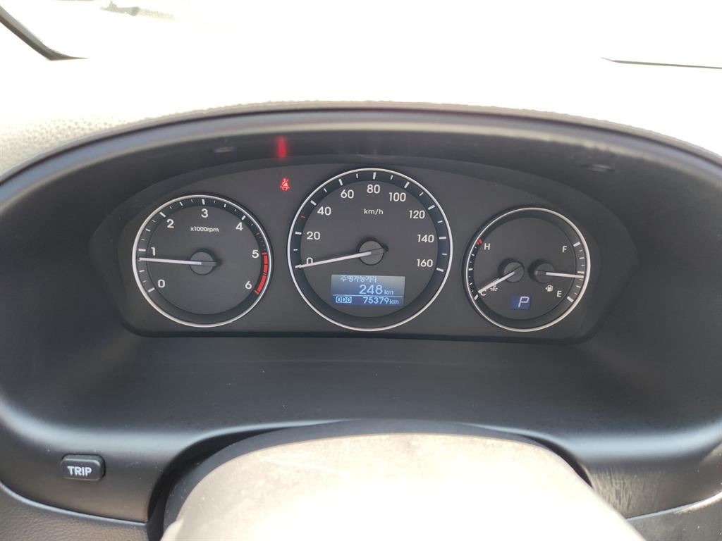 HYUNDAI Starex 2018 Gris - Importación desde Corea - HF Imports Iquique - Foto 13