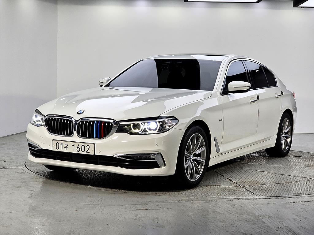 BMW 5 Series 2018 Blanco - Importación desde Corea - HF Imports Iquique - Foto 1