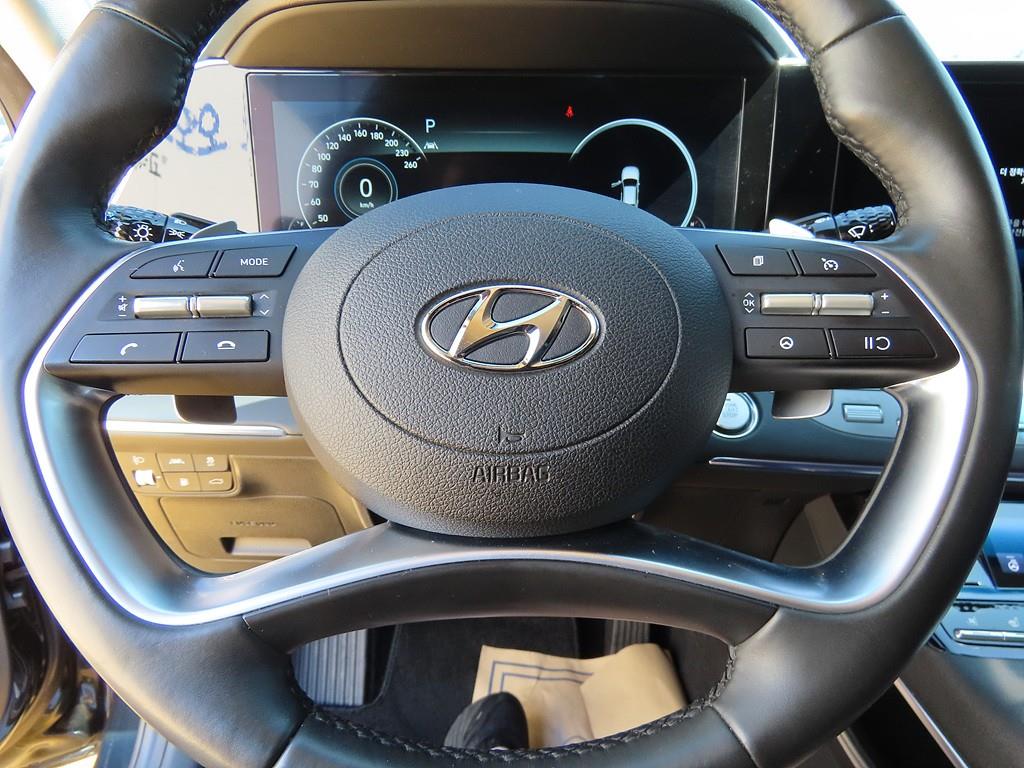 HYUNDAI Grandeur - Vista 11