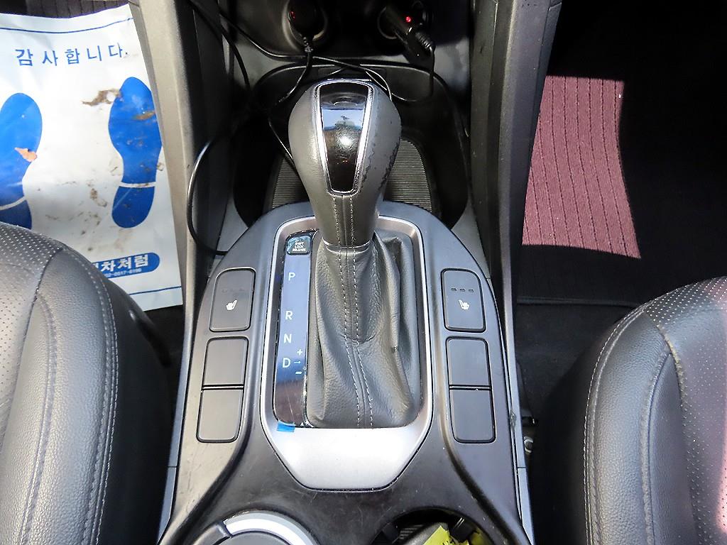 HYUNDAI Santa Fe - Vista 10