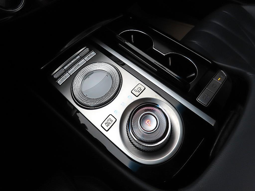 Genesis G80 - Vista 10