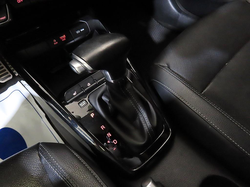 KIA Stonic - Vista 12