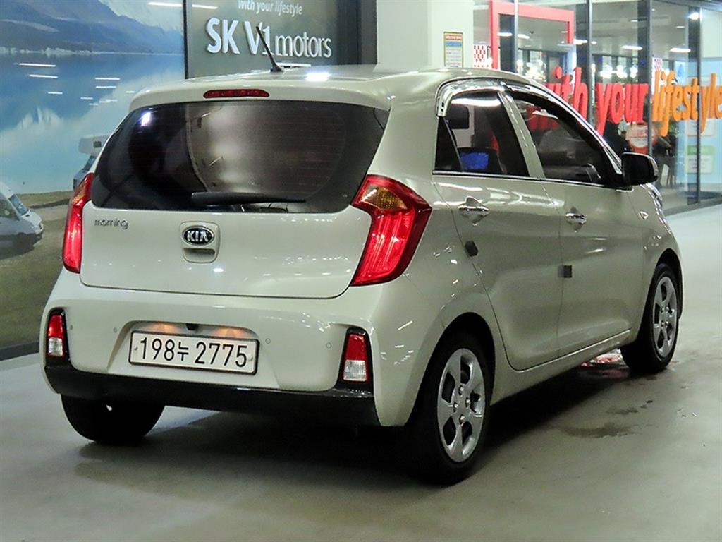 KIA Morning - Vista 4