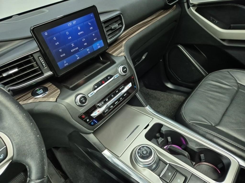 Ford Explorer - Vista 10