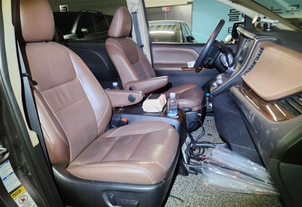 Toyota Siena - Vista 6