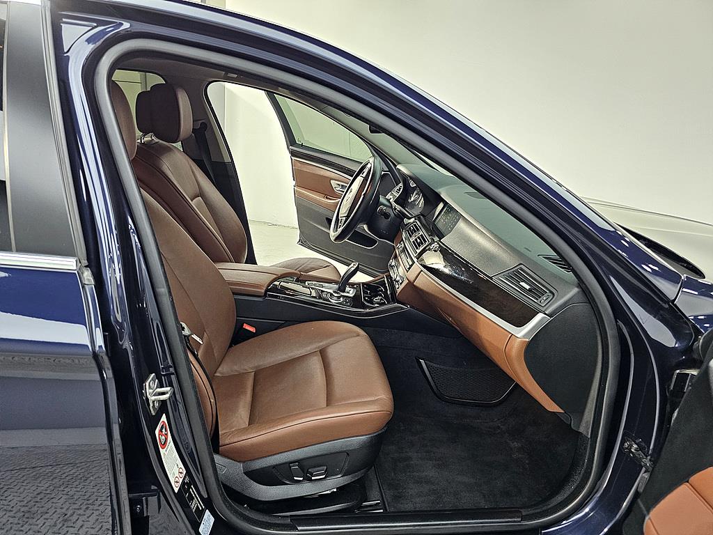 BMW 5 Series - Vista 11