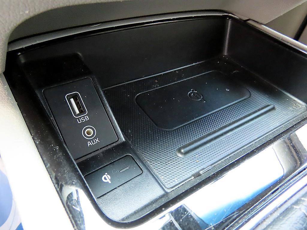 KIA Carnival 2019 Negro - Importación desde Corea - HF Imports Iquique - Foto 16