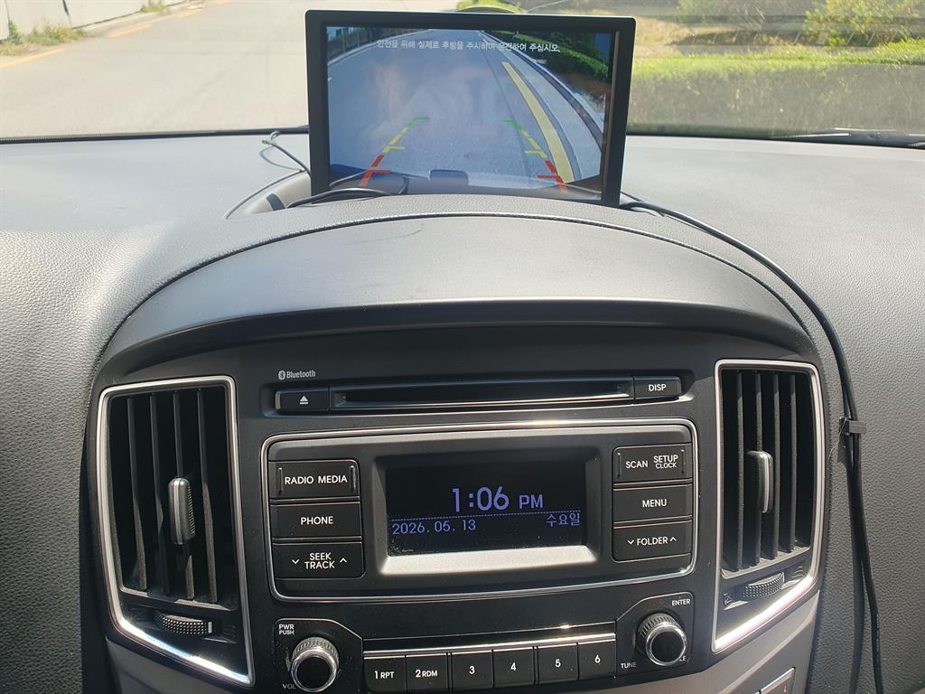 HYUNDAI Starex - Vista 7