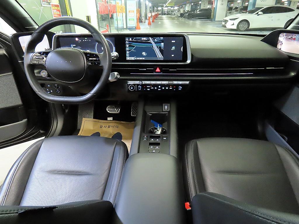 HYUNDAI Ioniq 6 - Vista 10